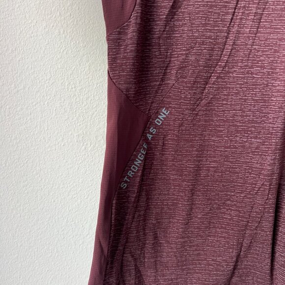 Lululemon x Barry’s Bootcamp Maroon Stronger As One Workout Tee - Picture 4 of 5